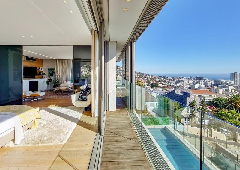 5 Bedroom Property for Sale in Sea Point Western Cape